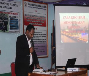 Read more about the article BEKERJA TANPA MEMBEBANI